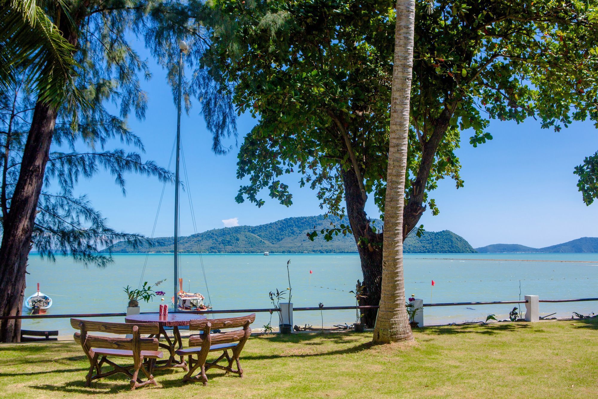 Villa Miracle Rawai Exterior foto